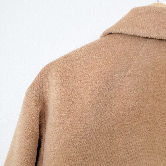 Victor Alfaro Wool Coat with Oversized Collar and Dolman Sleeves - Picture 9 of 12